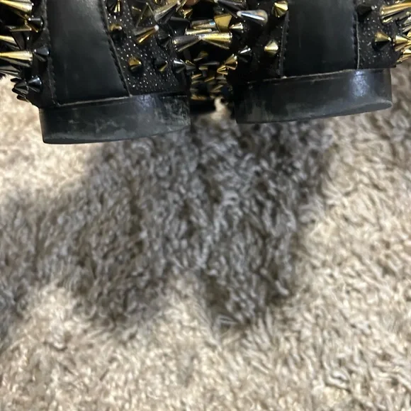 Men’s Shoes - Picture 7 of 7